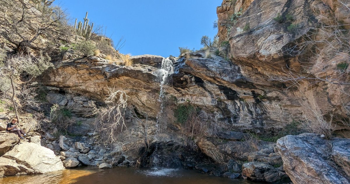 Bridal Wreath Falls Trail